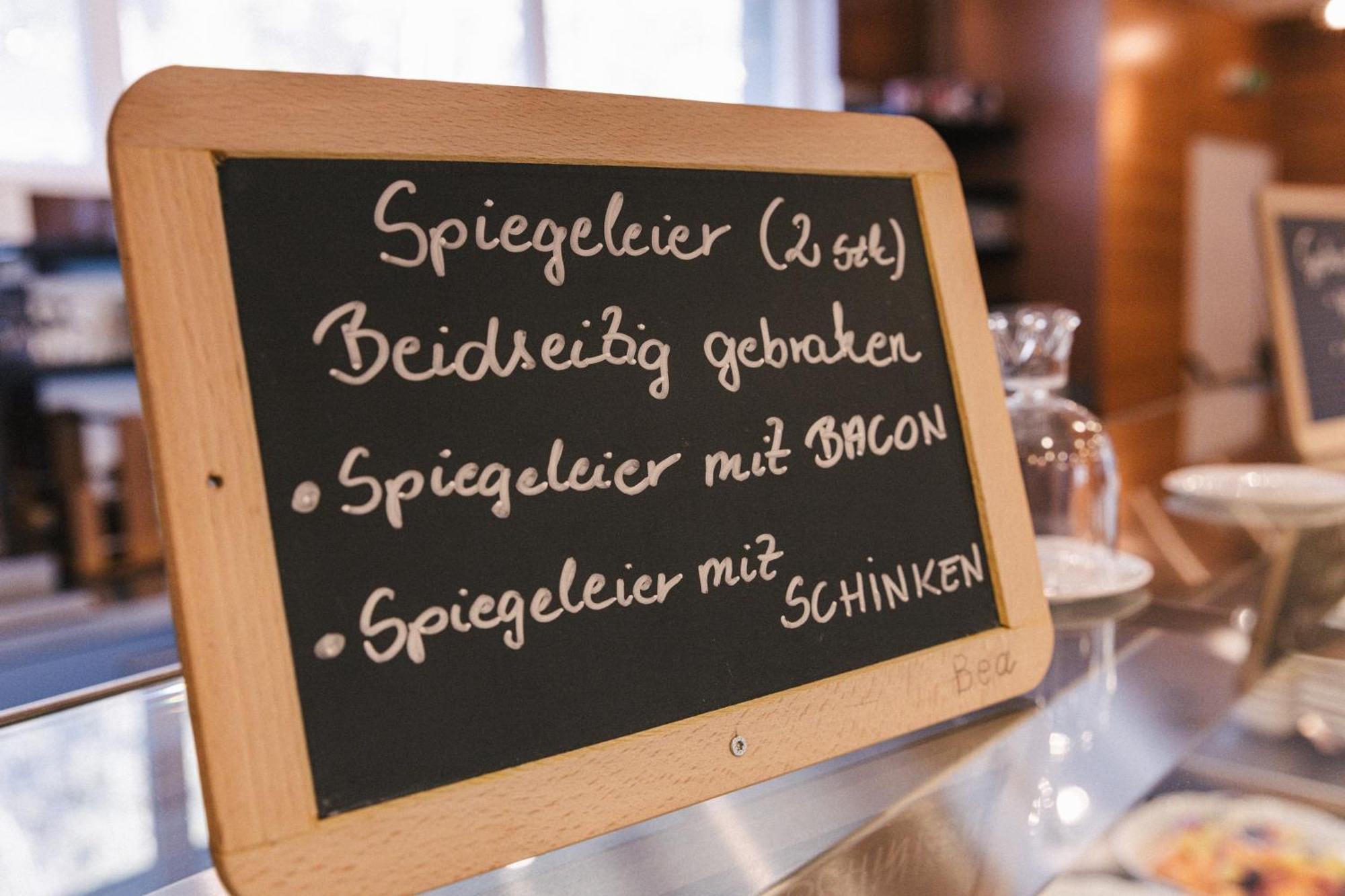 Kronburg Hotel 3*